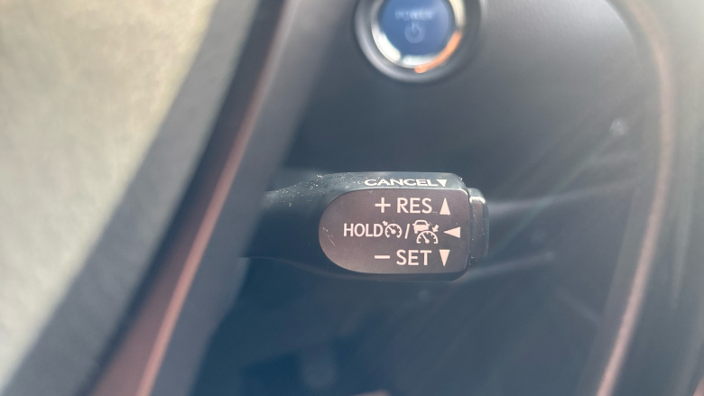 Toyota C-HR 1.8 Hybrid Design 5dr CVT Hybrid Hatchback